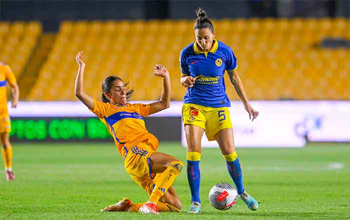 Adiós al invicto; América vence 2-1 a Tigres Femenil 6 AMERICA FEM 2