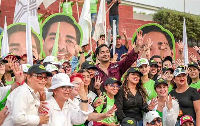 Promete Carlos Peña nuevas iniciativas para la transformación 2 ALCALDE 3