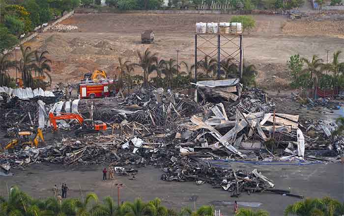 Hay 28 muertos por incendio en parque de diversiones de India 1 INDIA 2