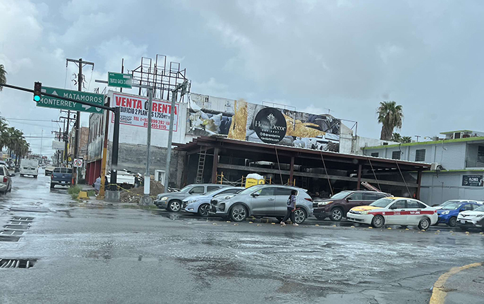 Lluvia provoca ligeros encharcamientos en Reynosa 1 449792035 1802400980255871 2236791100038653796 n
