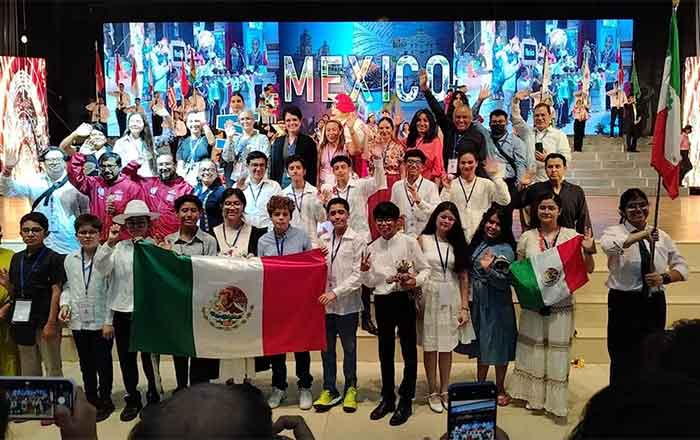 MEXICANOS