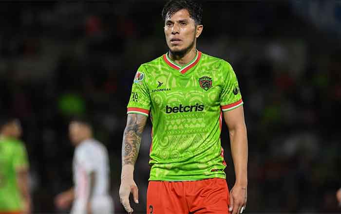 CARLOS-SALCEDO
