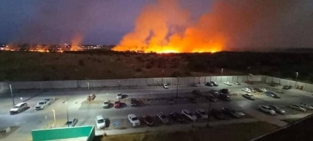 Tras horas logran controlar gran incendio de pastizal en Reynosa 2 462547688 1974088513091857 1358290749814037929 n