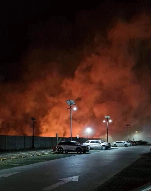Tras horas logran controlar gran incendio de pastizal en Reynosa 3 462547749 479651578455306 5887044706162262903 n