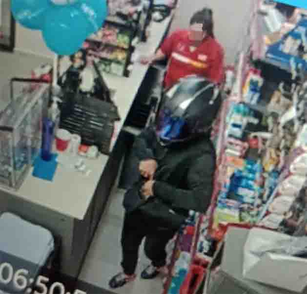 Detienen a asaltante… era policía en activo de Juárez 1 DETENIDO 2 1