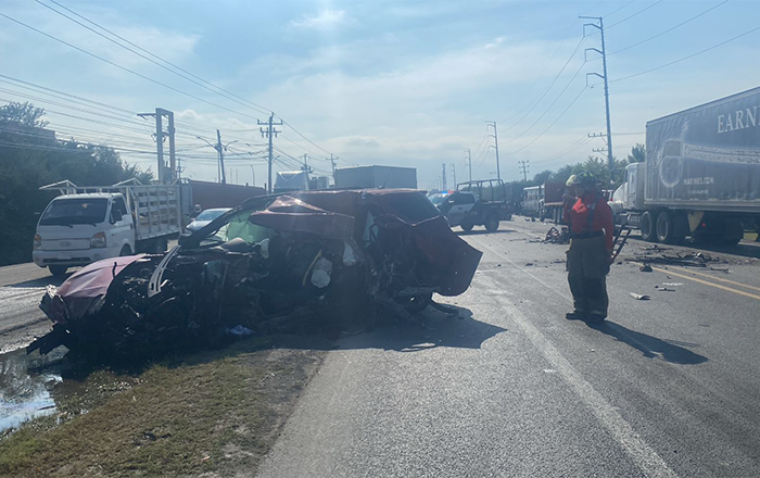 Choca camioneta contra camión de personal; hay lesionados 1 462652569 1238451757454133 7485177104227773512 n