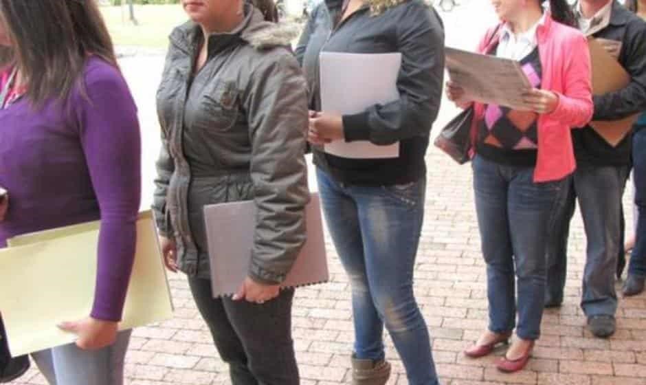 MUJERES