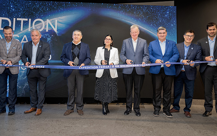 Impulsa Tec de Monterrey innovación tecnológica con EXPEDITION FEMSA 1 Mario Alvarez Mario Adrian Flores Jose Antonio Fernandez Carbajal Jessica Ponce Ricardo Saldivar David Garza Hugo Garza y Juan Pablo Murra
