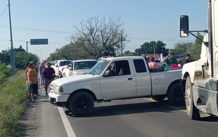 Cierran circulación en Carretera Victoria-Matamoros por manifestación 1 471990550 1126271682568084 8322054846080346566 n