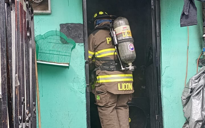 Se desmaya intentado apagar incendio, lo trasladan a hospital 1 472148291 9452537101471418 8913647573447817905 n
