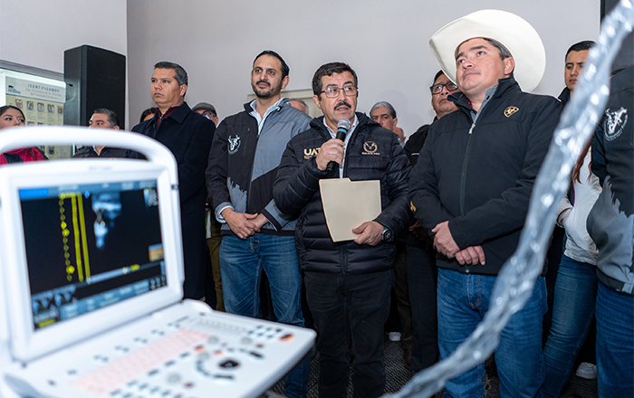 Equipa la UAT con alta tecnología Hospital Veterinario de Grandes Especies 2 474539521 1124944346007131 3807570122853006884 n