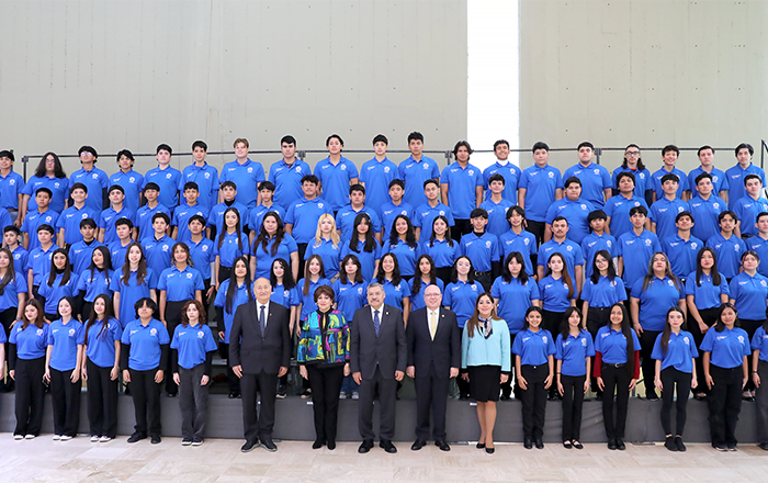Reconoce UANL desempeño de estudiantes de preparatoria 1 8W8A9357