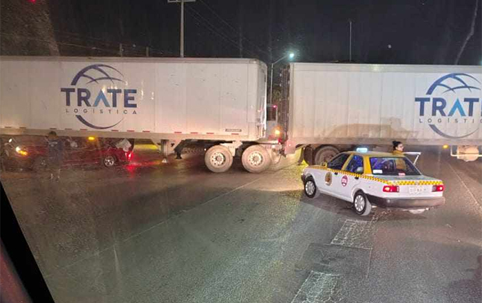 Hay dos fallecidos por accidente vehicular en carretera a García 1 CHOQUE 2 2
