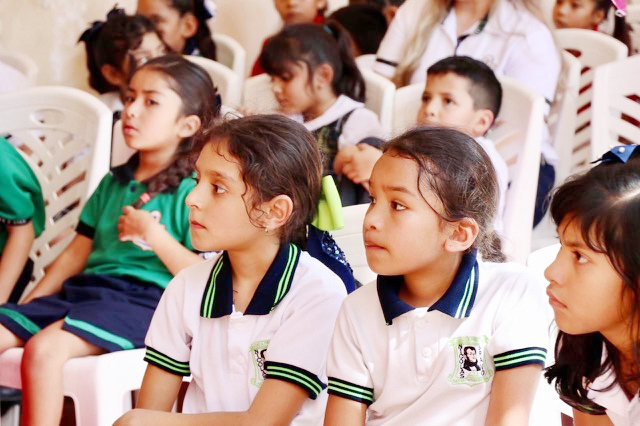Impulsa Verónica Aguirre programa municipal 'Enamórate de la Lectura' 1 ESCUELA 2