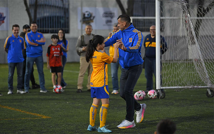Inaugura Tigres primera Escuela Oficial operada por el club 1 ESCUELA TIGRES 2