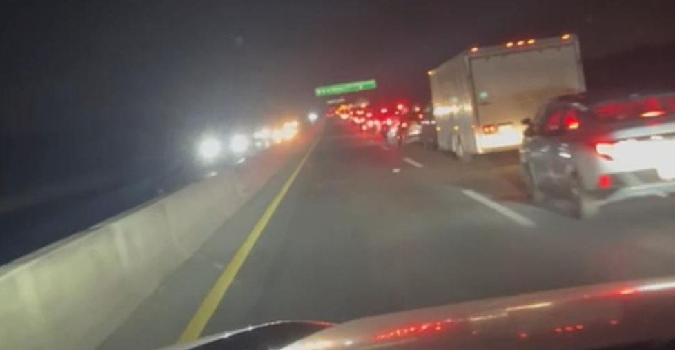 Sigue la fila larga este lunes para cruzar el Puente Internacional Anzaldúas (VIDEO) 1 FILA PUENET ANZALDUAS