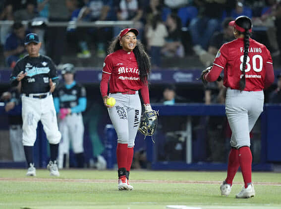 Dramática victoria de Diablas 7-6 en Juego 1 ante Sultanes 8 476496681 1338946397423531 7270691761502456063 n