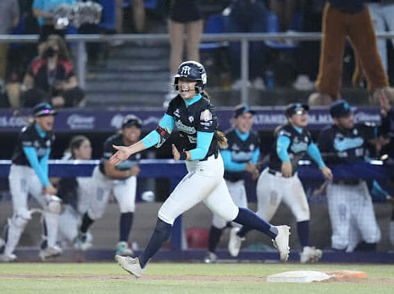 Dramática victoria de Diablas 7-6 en Juego 1 ante Sultanes 2 476497550 1575323813114850 7190796776892439675 n