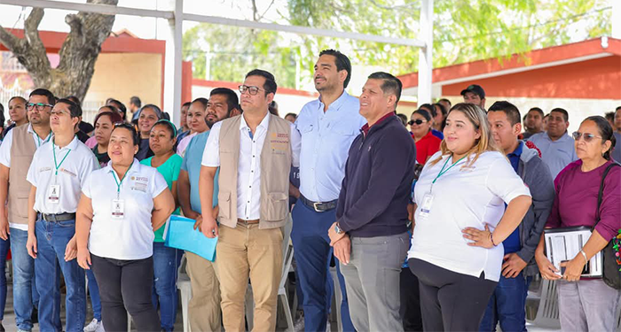 Entregó Carlos Peña Ortiz tarjetas de becas Rita Cetina 1 481895962 2650858378445941 7944395329456140161 n