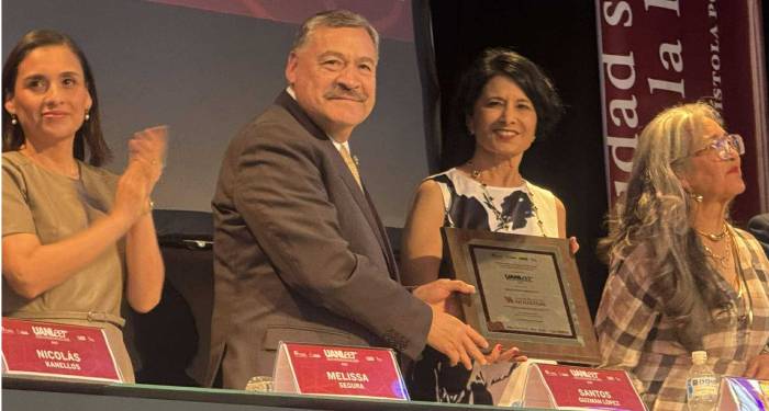 Inauguran 15 edición de UANLeer 2 482971097 644421338307204 3838641281349446985 n