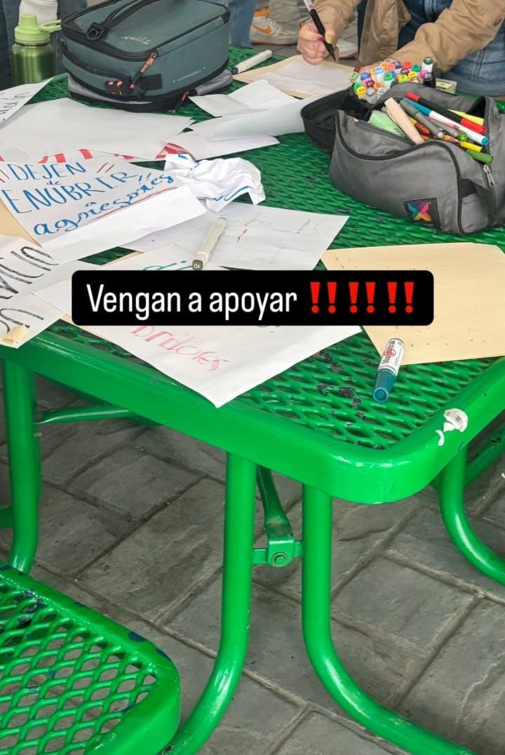 Protestan estudiantes de Tec Milenio por presunta agresión sexual 2 484628724 1110995994375346 6032117336882833764 n
