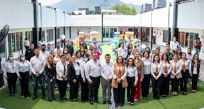 Entrega rector Dámaso Anaya guardería CENDI UAT-IMSS 2 485511535 1373766850709456 9215957043121308503 n