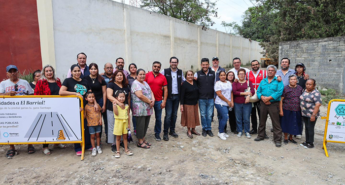 Inicia David de la Peña la pavimentación de dos calles en El Barrial 4 486813025 1193479718826098 3721583937901640233 n