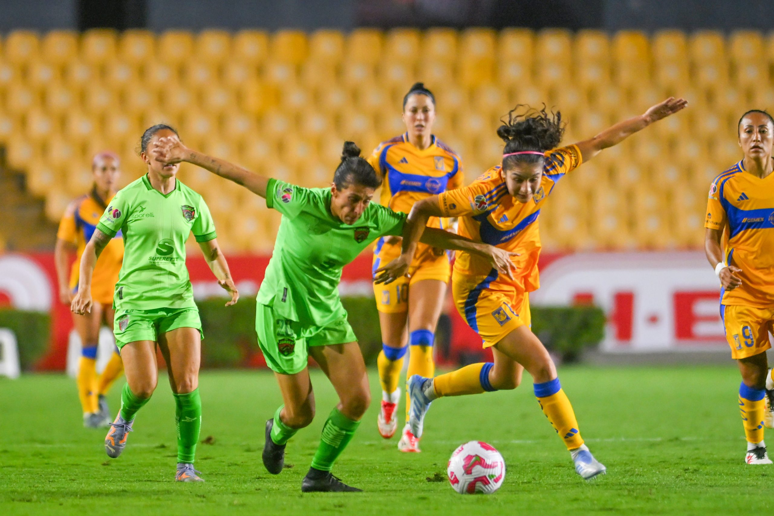 Tigres Femenil no puede frente a Bravas, les sacan el empate en ‘El Volcán’ 7 487225437 1156039449172523 4066527200010744175 n scaled