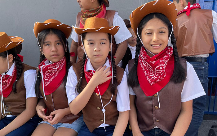 Con bailables y canciones reciben niños la Primavera 4 ALUMNAS