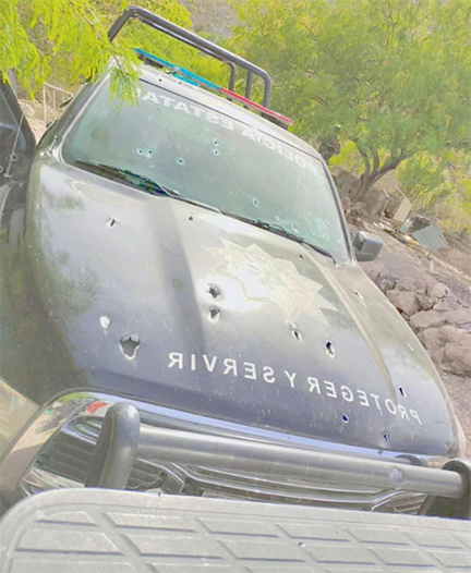 Hay un civil muerto y policías heridos por enfrentamiento en Aramberri 1 ARAMBERRI 2