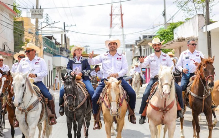 Acuden más de 400 jinetes a la Cabalgata del Aniversario de Reynosa 1 CABALGATA