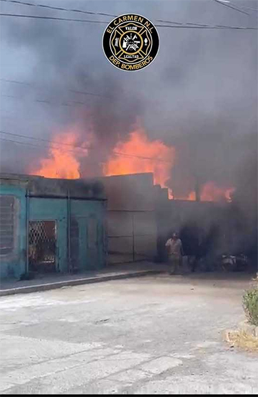Desalojan a 300 personas por incendio en Escobedo 1 CARMEN