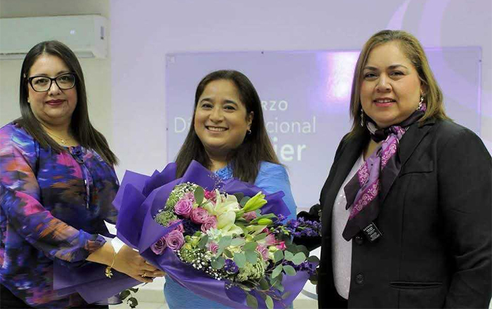 CHARLA UT