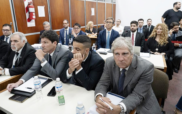 'Maradona fue asesinado'; inicia juicio con doctores en Argentina 1 DOCTORES MARADONA