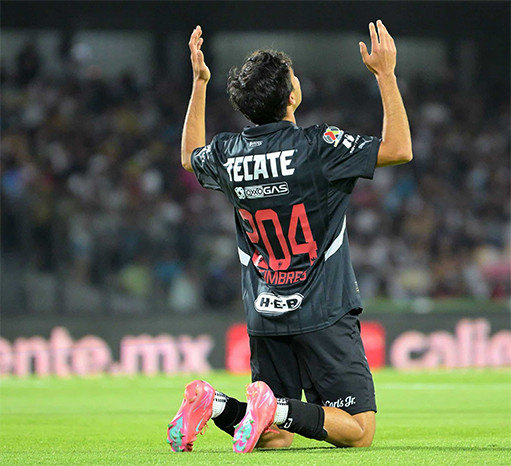 Rayados vence a Pumas 3-1; 'respira' Demichelis 1 FIMBRES