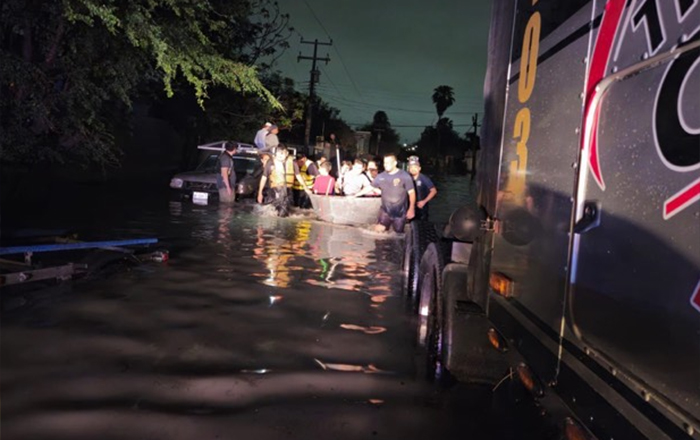 Guardia Estatal apoya con lanchas a familias afectadas en Reynosa 1 GUARDIA ESTATAL 2 1