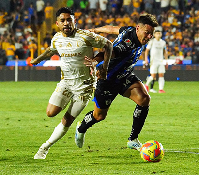 Tigres celebra su 65 aniversario con victoria frente a Querétaro 2 TIGRES 1