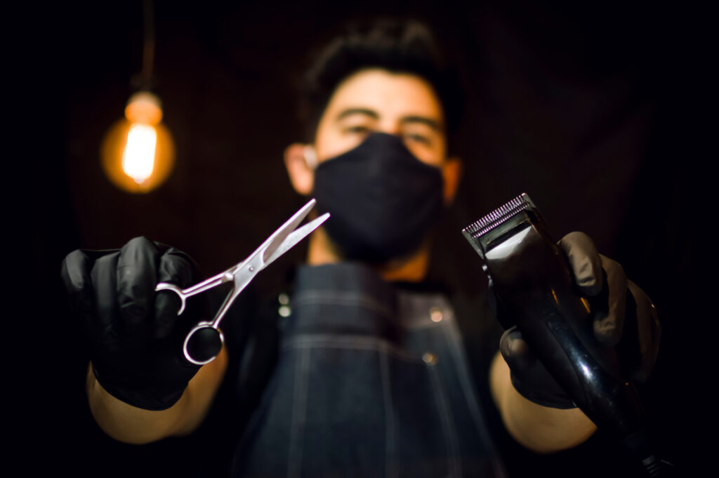 Iztapalapa otorgará apoyo económico de mil 250 pesos a la comunidad LGBT 1 taller barberia gratis 1024x681 1