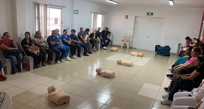 Brindan capacitación en primeros auxilios a enfermería del DIF y guardavidas 1 486570007 1028756062491313 3379133953879144864 n