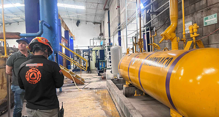 Por fuga de amoníaco, desalojan a 20 trabajadores en Parque Industrial Mitras 2 487676096 1039934944226855 511128293779882571 n