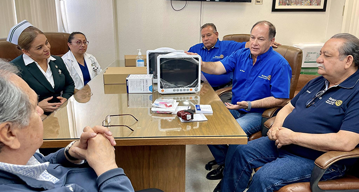Club Rotario Reynosa 95 entrega equipo médico al Hospital General 1 487767257 643593998662691 626950464183568241 n