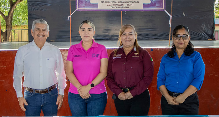 Entrega Ernestina Perales diplomas y reconocimientos a alumnos de primaria 3 488014593 571978645272576 6863560771653301806 n