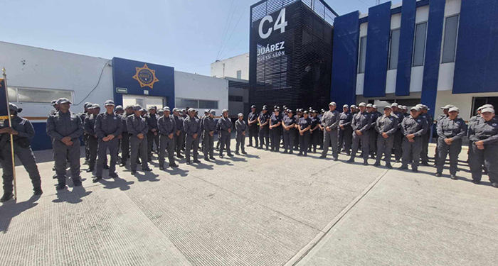 Equipan a la Policía de Juárez 1 488040111 885812113629479 4641118625086258929 n