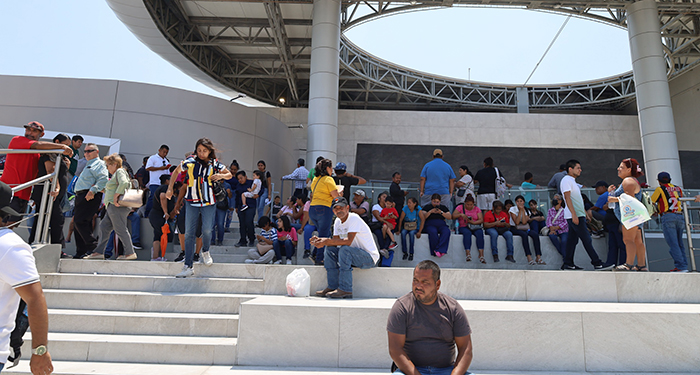 Supervisa Américo Villarreal entrega de apoyos federales a familias damnificadas 1 489731870 1717093975547911 1632881879297462853 n
