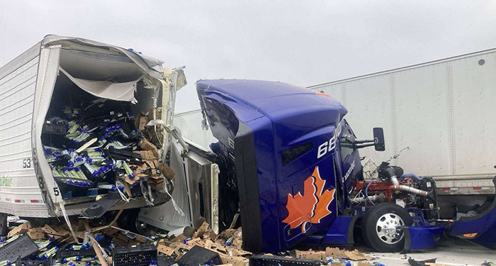 Dos tráileres se impactan en la Monterrey-Nuevo Laredo; hay un fallecido 8 491009249 1736340643922935 6834823874155806856 n
