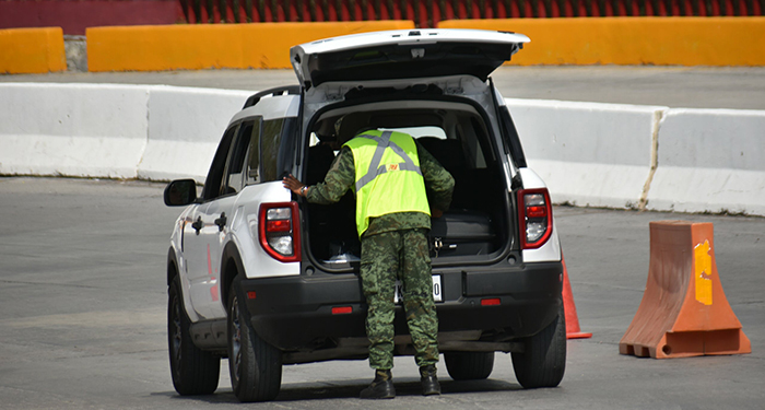 Inoperantes retenes en puentes internacionales: Benito Sáenz 2 491373114 1385689225763756 4215525910183075401 n