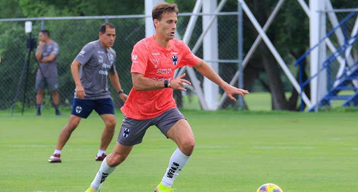 Regresa Canales a entrenamientos 1 494356732 993854606201541 2984920234789395718 n