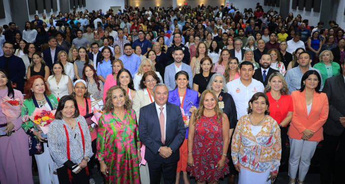 Reconocen en Guadalupe a mujeres con la Presea 'María Elena Chapa' 1 494817204 962770569269853 6708834219003971403 n