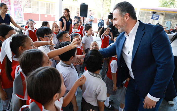 Recibe alcalde de Monterrey propuestas de peques para mejorar la ciudad 1 ADRIAN 2 3