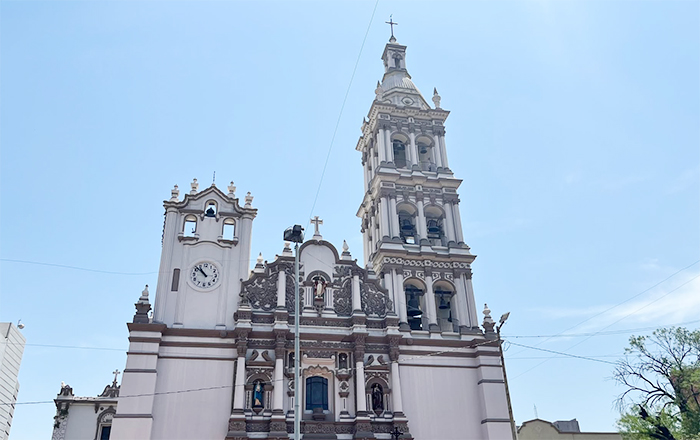 Dan 10 minutos de campanadas en memoria del Papa Francisco 1 CATEDRAL